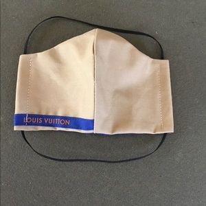 Luis Vuitton face mask filtered washable USA